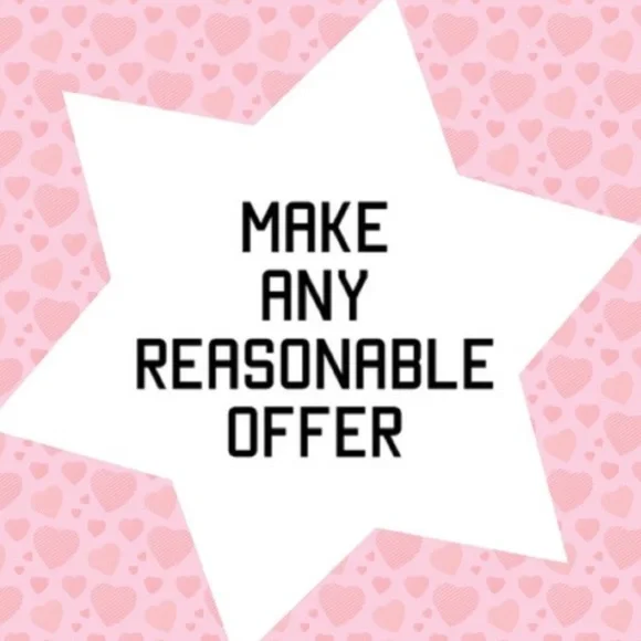 MEDJINE CLOSET IS GOING LIVE!! Like This Flyer To Be Notified Whenever I Go Live - Picture 9 of 15